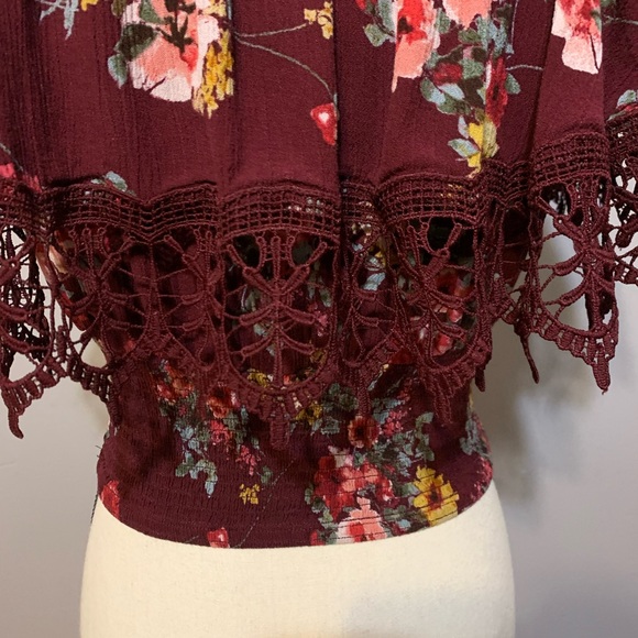 🛍️Haute Project LA Intricate Embroidered Crop Top Sz M - Picture 7 of 16